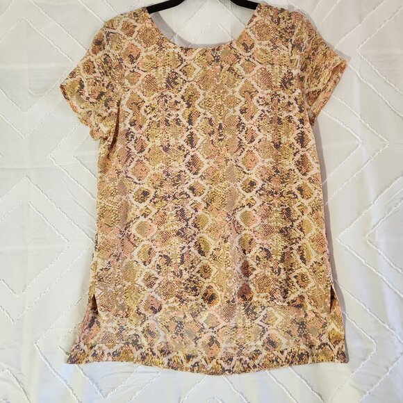 Anthropologie fynn & rose Pink Snakeskin Print Small Silk Top - Picture 1 of 5